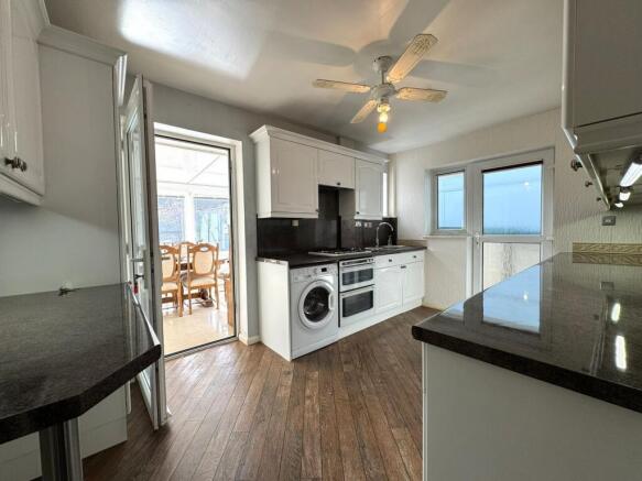 Fitted Kitchen