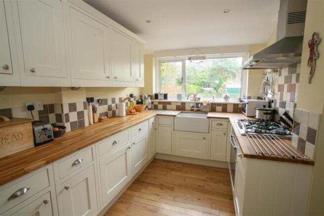 Kitchen-2.jpg