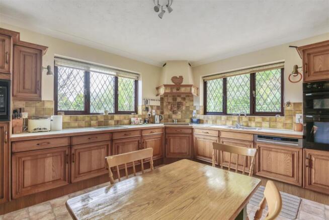 Kitchen/Breakfast Room