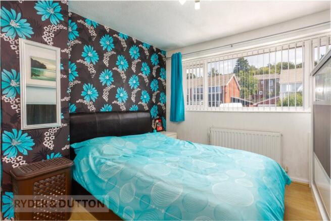 3 bed Town House for sale Image 8