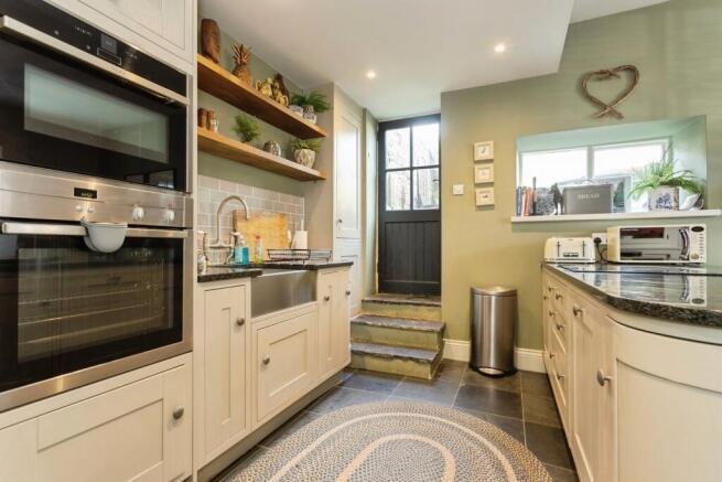 2 bed End of Terrace for sale Image 7