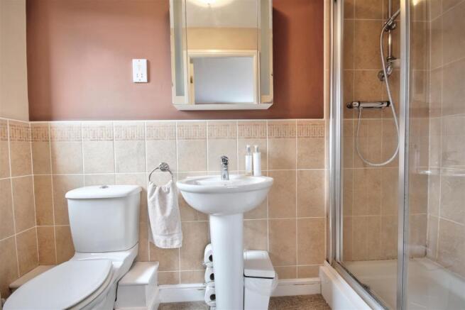 ensuite.