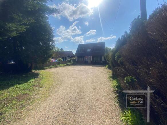 FRONT OF THE PROPERTY | PIC 2