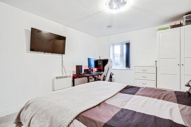 1 bed Flat for sale Image 7