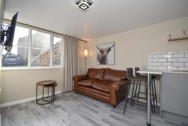 1a Fallowfield Court Living Room.jpg