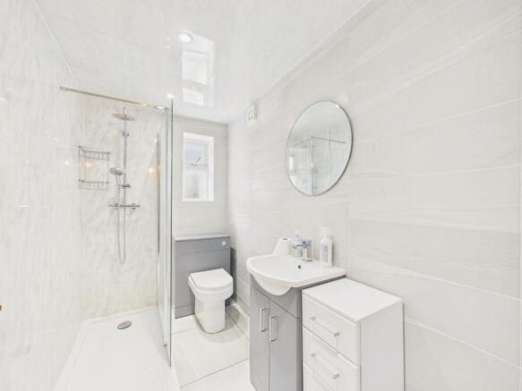3 bed Semi-Detached for sale Image 6