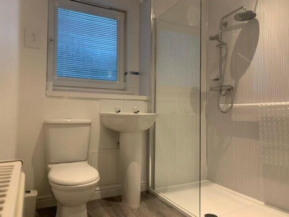 5686-20221020153044-Bathroom
