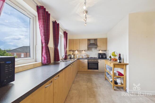 4 bed Terraced for sale Image 10