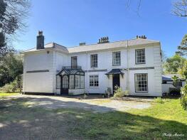Fairfield Lodge, Fairfield, Illogan TR16 4EJ