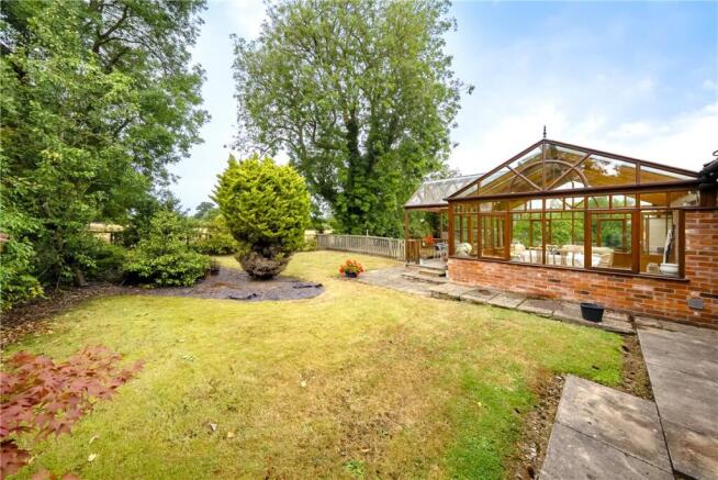 3 bed Semi-Detached for sale Image 10