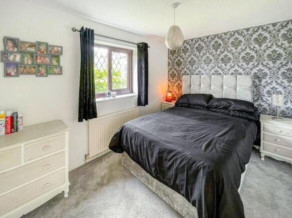 3 bed Terraced for sale Image 9
