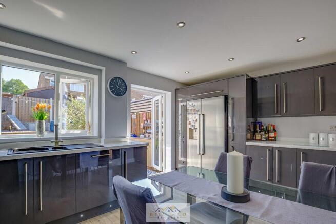 3 bed Detached for sale Image 4