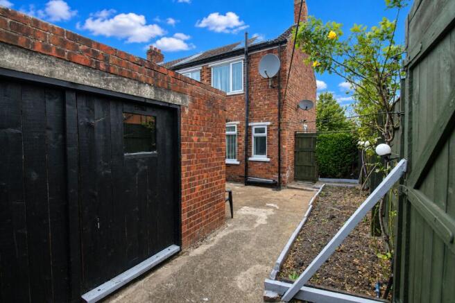 3 bed Semi-Detached for sale Image 11