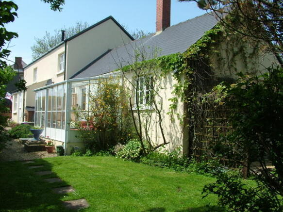 Separate 1 bed annex