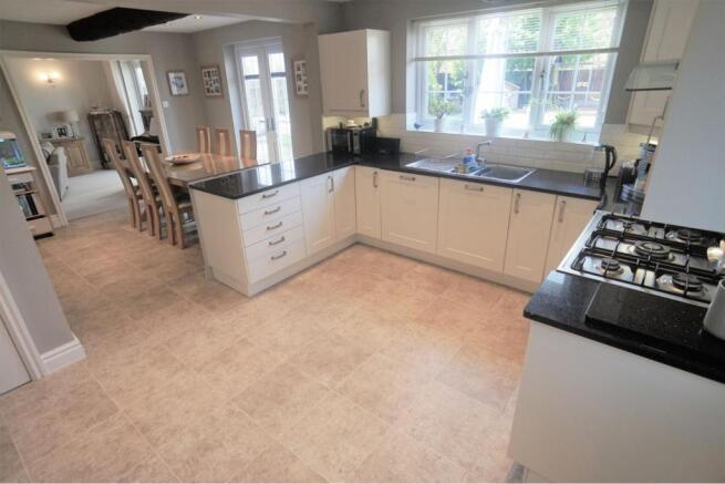 Kitchen / Diner