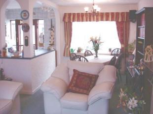 THROUGH LOUNGE