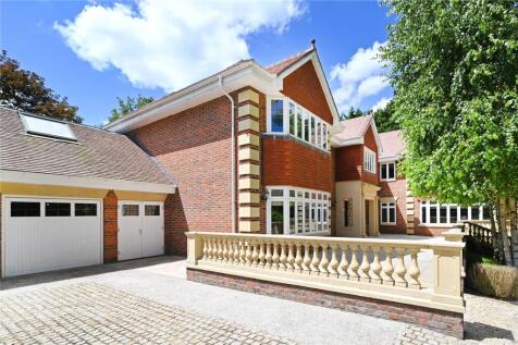 Horseshoe Ridge, Camp End Road, St George's Hill, Surrey, KT13