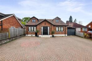 30, Brackendene, Dartford DA2 7NB