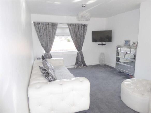 Through Lounge: