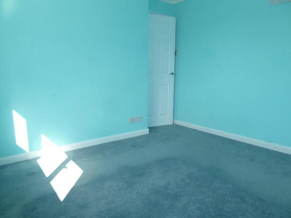 2nd bedroom