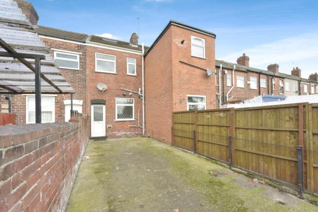 2 bed Terraced for sale Image 8