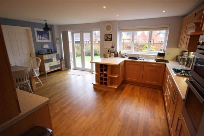 Kitchen: