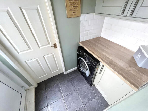 4 bed Terraced for sale Image 5