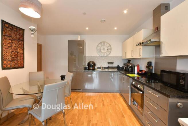 Lounge/Kitchen/Dining Room