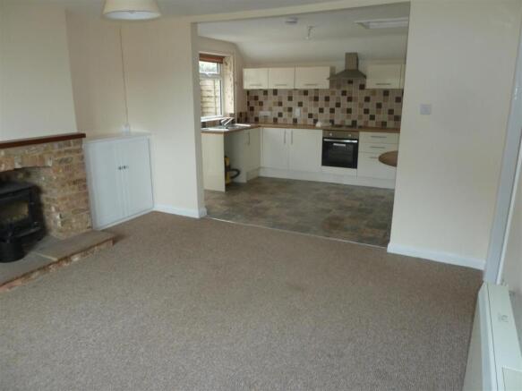 Kitchen & Lounge