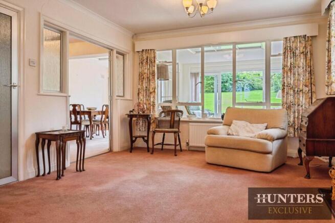 4 bed Detached for sale Image 6