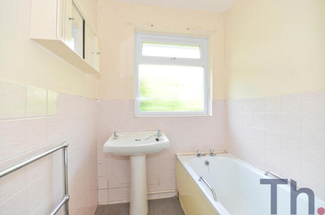 Bathroom.JPG