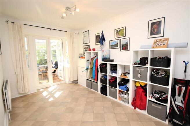 Family Room.jpg