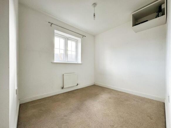 4 bed Detached to rent Image 10
