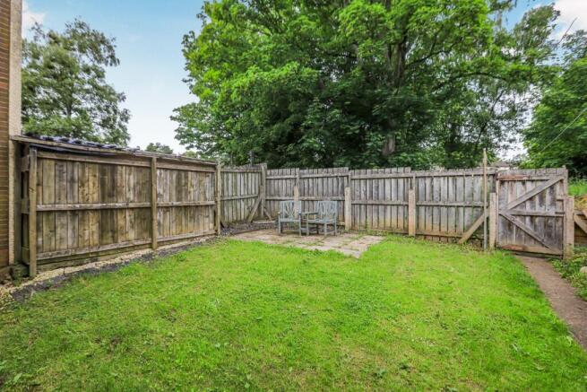 3 bed Terraced for sale Image 10