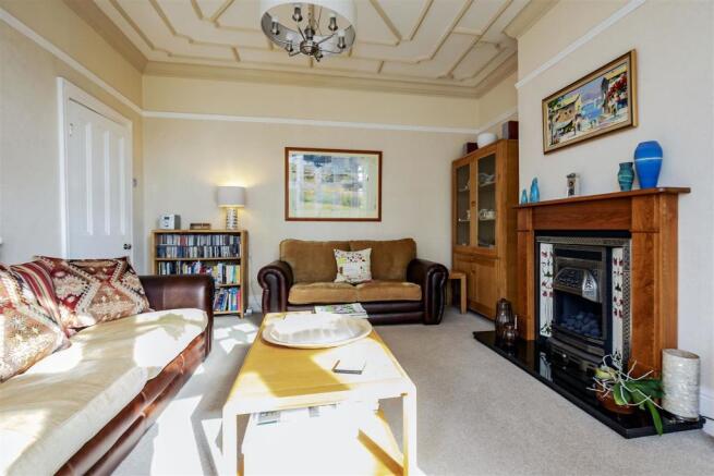 lounge 1.3 STPP7094.jpg