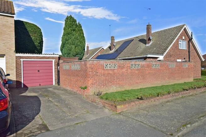 Driveway/Parking