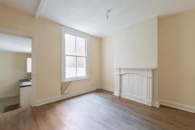 dining room-1.jpg