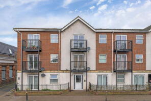 Flat 10, 86 Elmers Lodge, Croydon Road, Beckenham BR3 4BE