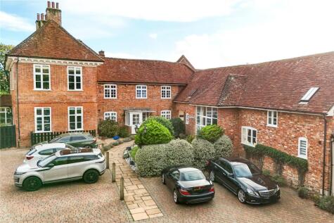Lake Grove Road, New Milton, Hampshire, BH25