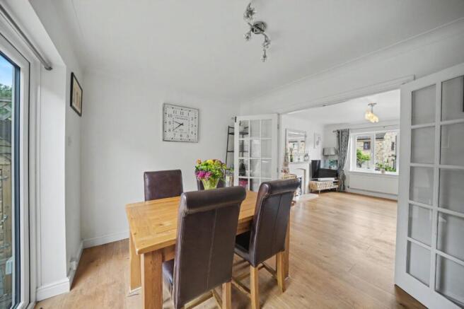 3 bed Detached for sale Image 4