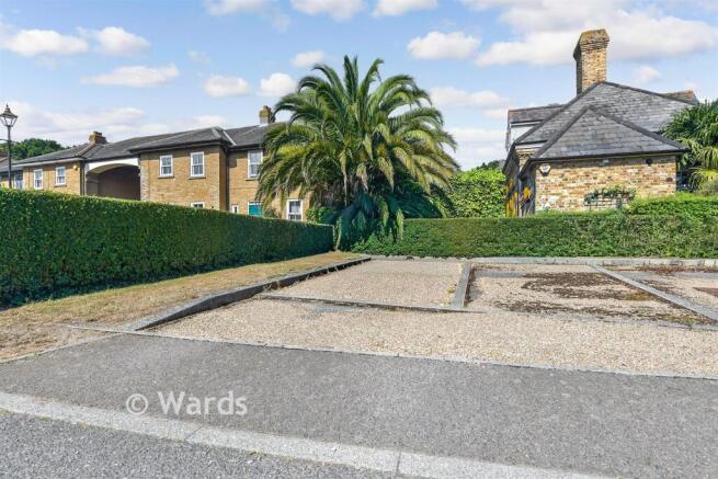 Driveway/Parking