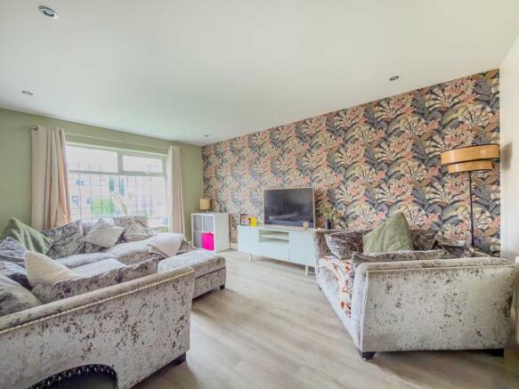 3 bed Detached for sale Image 10