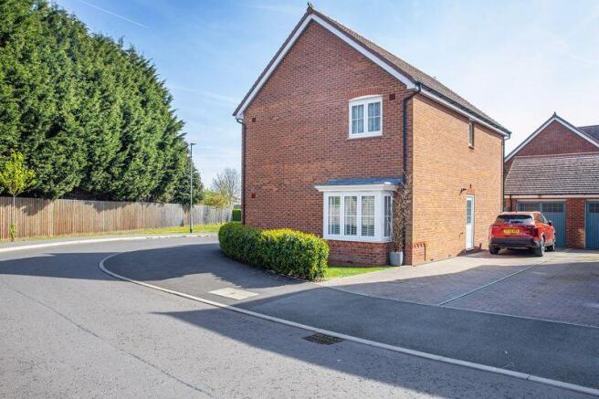 Dairyfields Road, Willaston photo 4