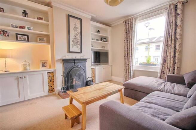 SITTING ROOM