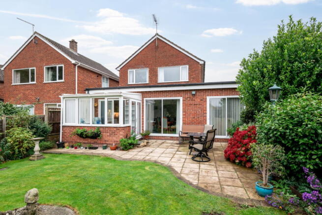 Wellswood Close, Hemel Hempstead, HP2 4QN photo 3