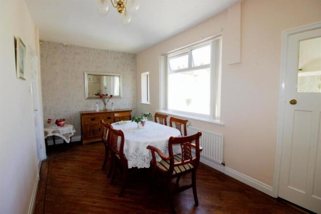 3 bed Terraced for sale Image 4