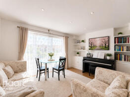 11, Clynes House, Attlee Road, Hayes UB4 9JA