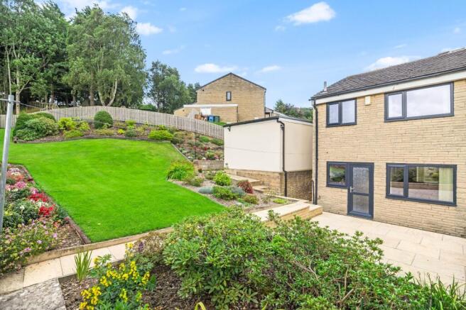 3 bed Semi-Detached for sale Image 4