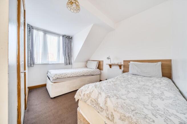 1381595-4-6920792b48794