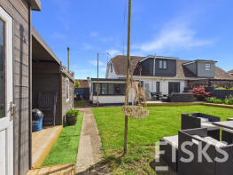 19, Meynell Avenue, Canvey Island SS8 7DA